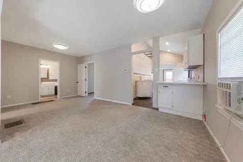 109 Florence Street Mankato MN 56001