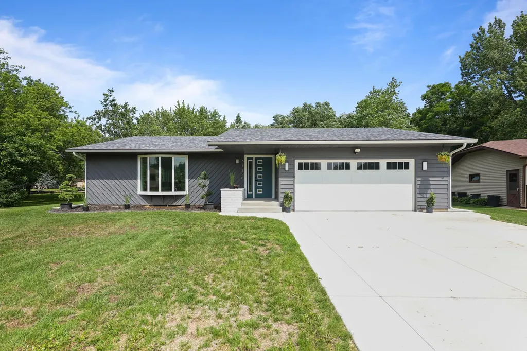 611 8th Avenue N Sauk Rapids MN 56379