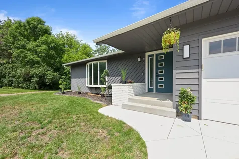 611 8th Avenue N Sauk Rapids MN 56379