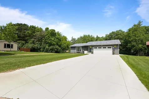 611 8th Avenue N Sauk Rapids MN 56379