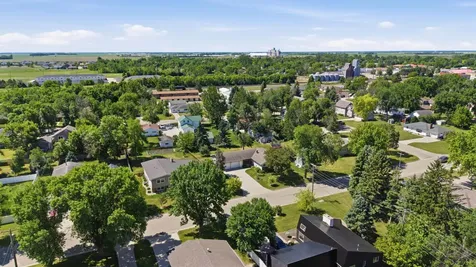 1032 2nd Street N Casselton ND 58012