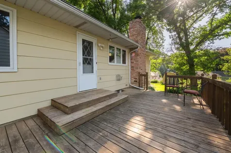 2705 Larch Lane N Plymouth MN 55441