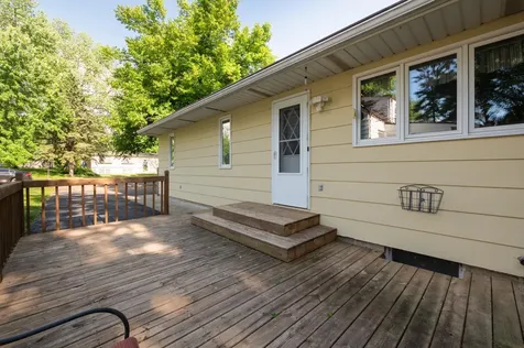 2705 Larch Lane N Plymouth MN 55441