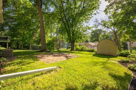 2705 Larch Lane N Plymouth MN 55441