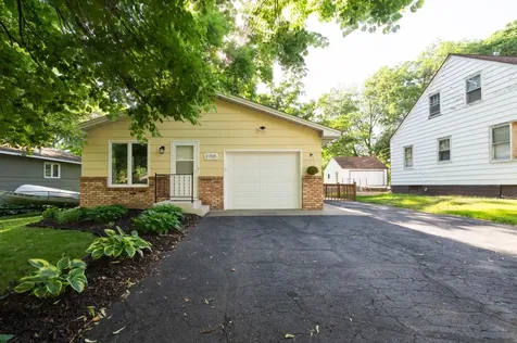 2705 Larch Lane N Plymouth MN 55441
