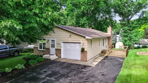 2705 Larch Lane N Plymouth MN 55441