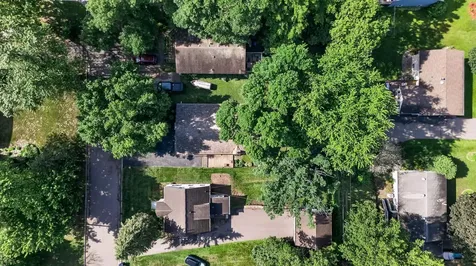 2705 Larch Lane N Plymouth MN 55441