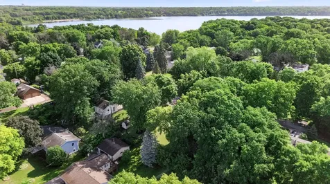 2705 Larch Lane N Plymouth MN 55441