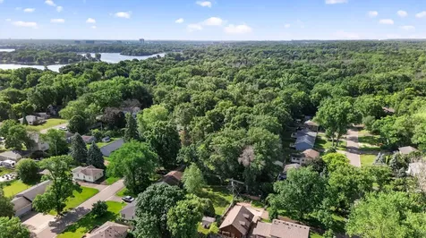 2705 Larch Lane N Plymouth MN 55441