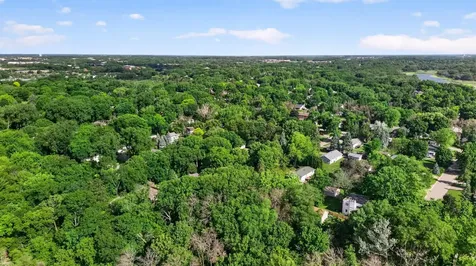 2705 Larch Lane N Plymouth MN 55441
