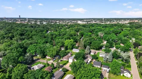 2705 Larch Lane N Plymouth MN 55441