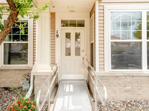 620 Wesley Commons Drive Golden Valley MN 55427