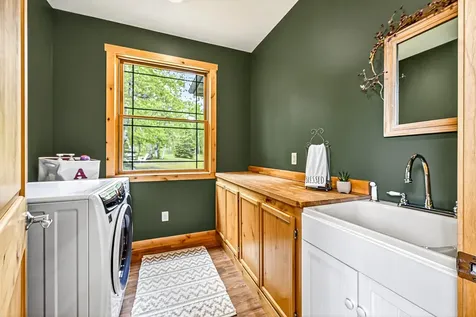 28 Quincy Drive Silver Bay MN 55614