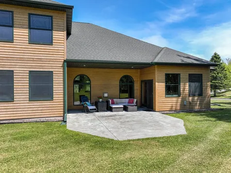 28 Quincy Drive Silver Bay MN 55614