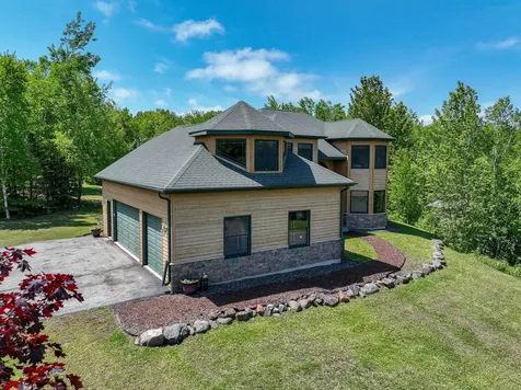 28 Quincy Drive Silver Bay MN 55614