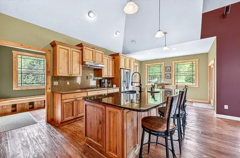 28 Quincy Drive Silver Bay MN 55614