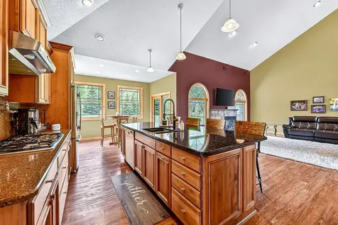 28 Quincy Drive Silver Bay MN 55614