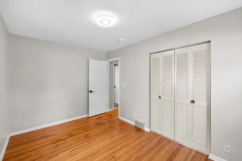 5856 Washburn Avenue S Minneapolis MN 55410