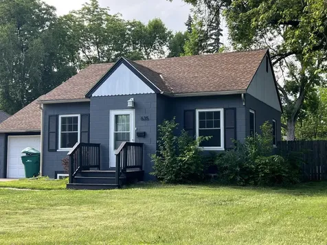 635 E 2nd Street Litchfield MN 55355