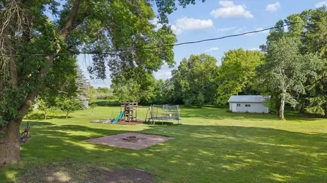 8173 112th Street NW Annandale MN 55302