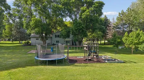 8173 112th Street NW Annandale MN 55302