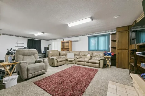 8173 112th Street NW Annandale MN 55302