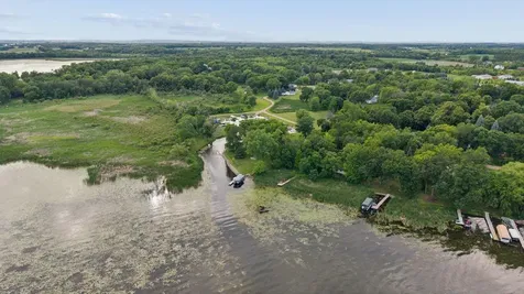 8173 112th Street NW Annandale MN 55302