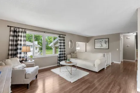 3859 Dolomite Drive Eagan MN 55122