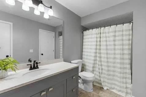 3859 Dolomite Drive Eagan MN 55122