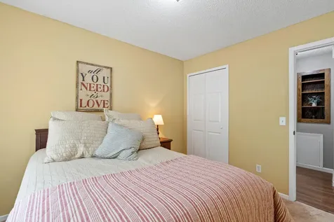 3859 Dolomite Drive Eagan MN 55122