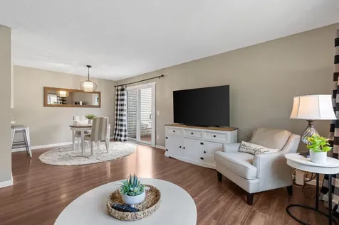 3859 Dolomite Drive Eagan MN 55122