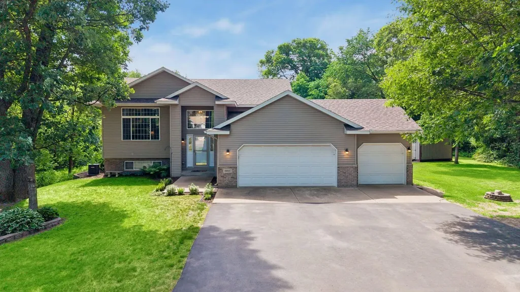 14107 314th Avenue NW Princeton MN 55371