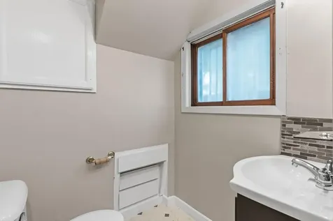 454 Sherburne Avenue Saint Paul MN 55103