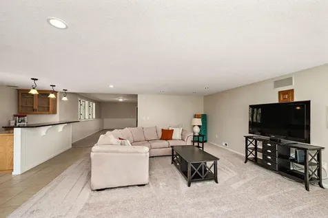 1110 105th Street W Inver Grove Heights MN 55077