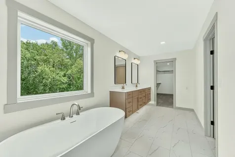 3730 Stonehedge Drive NE Rochester MN 55906
