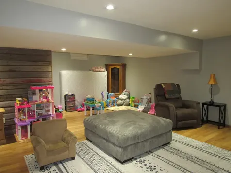 28 Linden Lane Blue Earth MN 56013