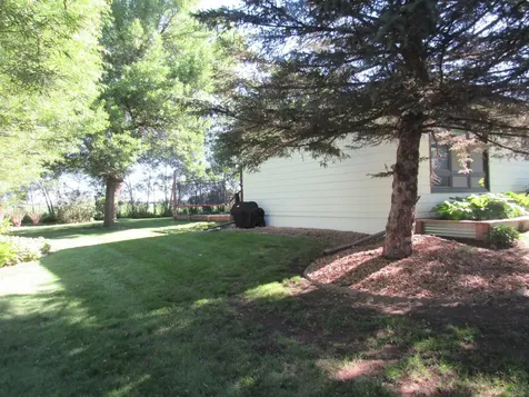 28 Linden Lane Blue Earth MN 56013