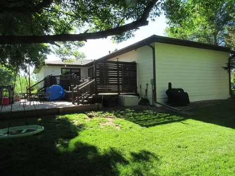 28 Linden Lane Blue Earth MN 56013
