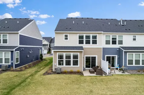 7161 Walnut Grove Way N Maple Grove MN 55311
