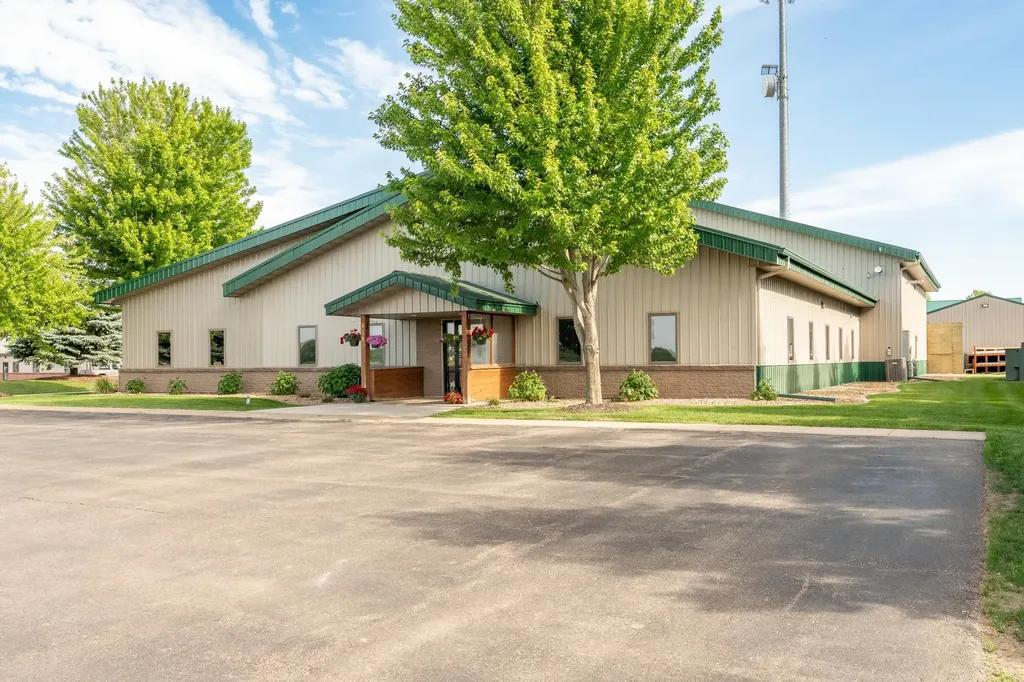800 6th Street NW New Prague MN 56071
