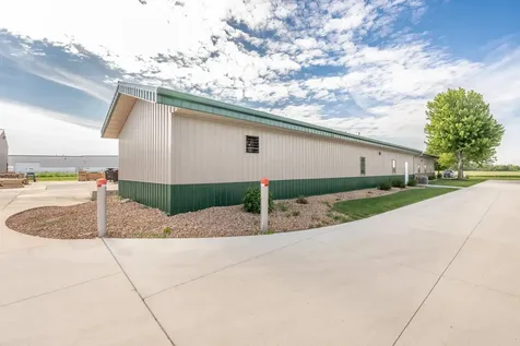 800 6th Street NW New Prague MN 56071