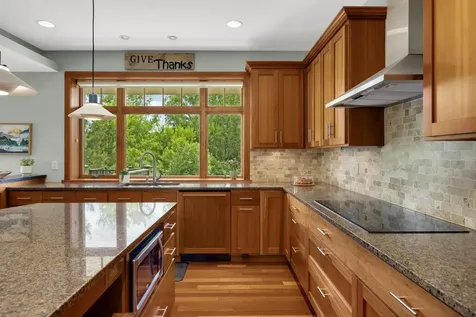 914 Jewel Avenue N Lake Elmo MN 55042