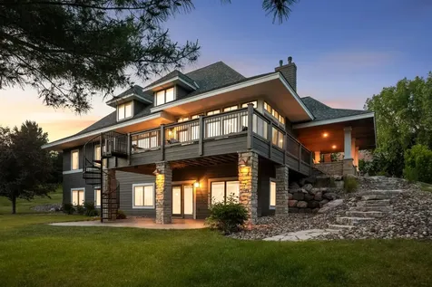 914 Jewel Avenue N Lake Elmo MN 55042