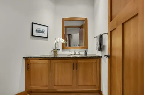 914 Jewel Avenue N Lake Elmo MN 55042