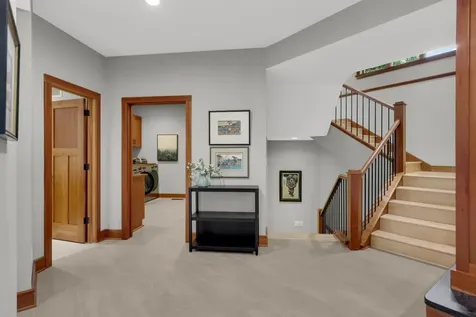 914 Jewel Avenue N Lake Elmo MN 55042