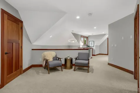 914 Jewel Avenue N Lake Elmo MN 55042