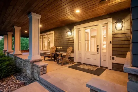 914 Jewel Avenue N Lake Elmo MN 55042