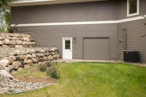 914 Jewel Avenue N Lake Elmo MN 55042