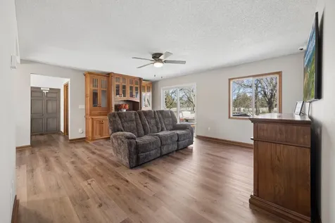 4225 124th Avenue Clear Lake MN 55319