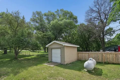 4225 124th Avenue Clear Lake MN 55319